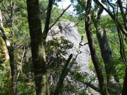 瀬戸岩